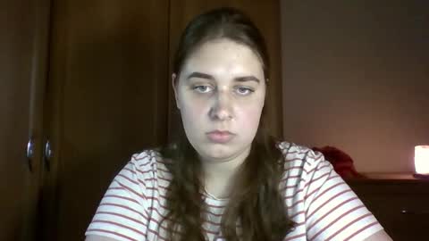 Snapshot of hess_luna_ chatting on 18, 9, 2025 hess_luna_ online show from 18, 9, 2025