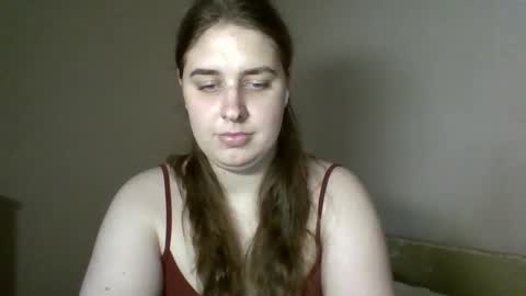 Snapshot of hess_luna_ chatting on 19, 9, 2025 hess_luna_ online show from 19, 9, 2025