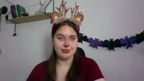 Snapshot of hess_luna_ chatting on 22, 10, 2025 hess_luna_ online show from 22, 10, 2025