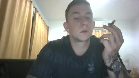 Snapshot of heteroboyxx chatting on 21, 11, 2025 heteroboyxx online show from 21, 11, 2025