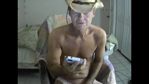 Snapshot of hewes1 chatting on 28, 2, 2025 hewes1 online show from 28, 2, 2025