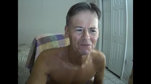 Snapshot of hewes1 chatting on 2, 10, 2025 hewes1 online show from 2, 10, 2025