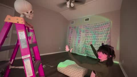 salem online show from 15, 12, 2024