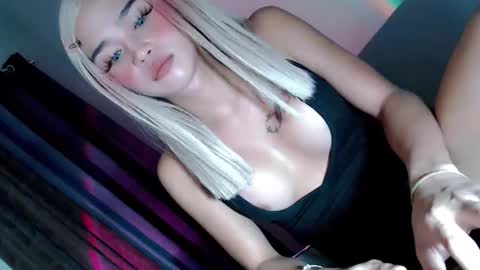 Snapshot of hey_sexy_lady28 chatting on 27, 9, 2025 Tamarah online show from 27, 9, 2025