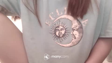 Snapshot of hey_venusxxx chatting on 5, 10, 2025 Venus online show from 5, 10, 2025