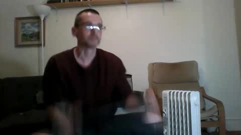 Snapshot of heyafamalam chatting on 12, 11, 2025 heyafamalam online show from 12, 11, 2025