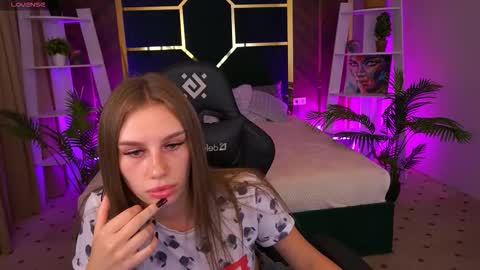 heyemilly online show from 22, 10, 2025