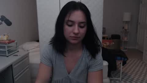 Snapshot of heyitspiper chatting on 27, 10, 2025 Piper online show from 27, 10, 2025