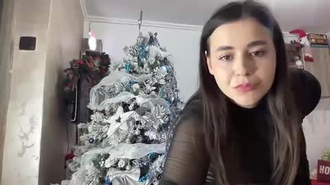 mia online show from 17, 12, 2025