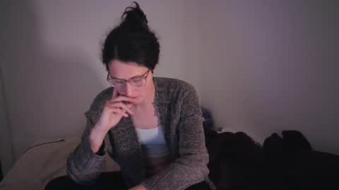 Ada Sophie online show from 18, 2, 2025