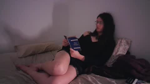 Ada Sophie online show from 3, 3, 2025