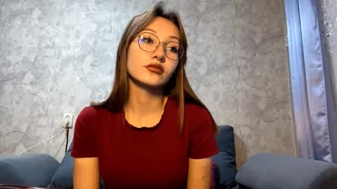 Snapshot of heytomato chatting on 10, 10, 2025 Im Alice since birth online show from 10, 10, 2025