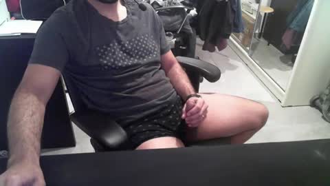 Snapshot of hi_im_chuck chatting on 29, 1, 2025 hi_im_chuck online show from 29, 1, 2025