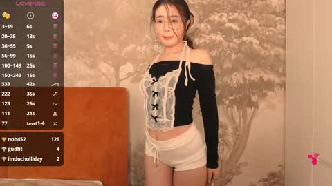 Snapshot of hiaru_cutie chatting on 13, 1, 2025 Hiaru online show from 13, 1, 2025