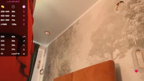 Snapshot of hiaru_cutie chatting on 1, 2, 2025 Hiaru online show from 1, 2, 2025