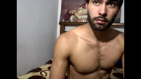 Snapshot of hideonbush051 chatting on 14, 11, 2025 hideonbush online show from 14, 11, 2025