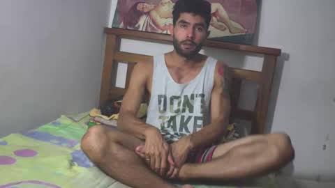 Snapshot of hideonbush051 chatting on 15, 12, 2025 hideonbush online show from 15, 12, 2025