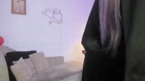 Snapshot of hikaru_dl chatting on 3, 3, 2025 hikaru_dl online show from 3, 3, 2025