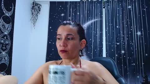 Snapshot of hikaryfire chatting on 1, 10, 2025 hikaryfire online show from 1, 10, 2025