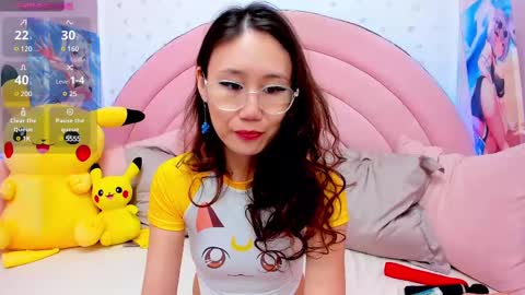 Hikori online show from 18, 2, 2025