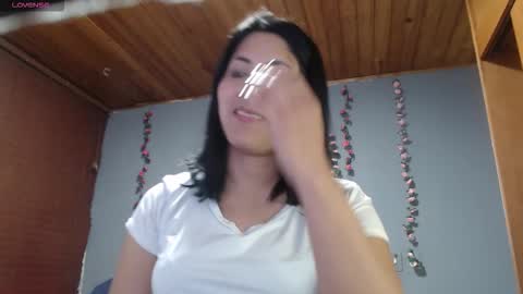 hilaril18 online show from 2, 2, 2026