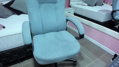 hilary_tailor online show from 24, 9, 2025