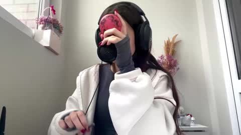 Snapshot of hildredmabray chatting on 15, 10, 2025 Hi Im Elizabeth online show from 15, 10, 2025