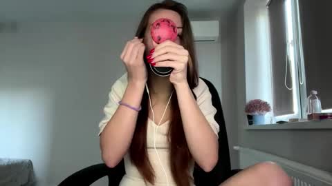 Snapshot of hildredmabray chatting on 17, 10, 2025 Hi Im Elizabeth online show from 17, 10, 2025