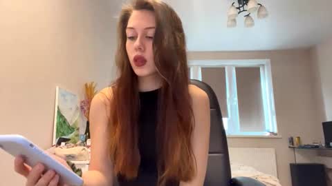 Snapshot of hildredmabray chatting on 17, 11, 2025 Hi Im Elizabeth online show from 17, 11, 2025
