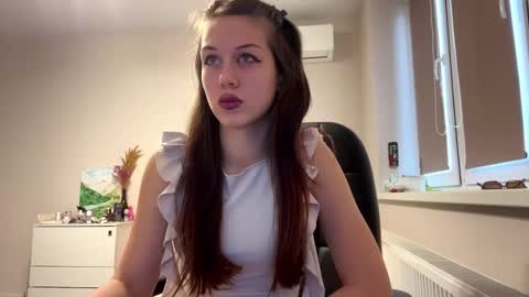 Snapshot of hildredmabray chatting on 21, 11, 2025 Hi Im Elizabeth online show from 21, 11, 2025