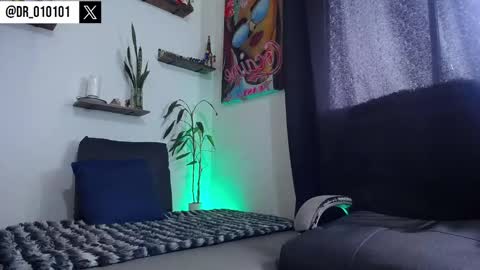 Snapshot of hill_and_jack chatting on 25, 10, 2025 Hill and Jack online show from 25, 10, 2025