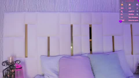 Snapshot of hillary_uckerman_ chatting on 10, 9, 2025 Hillary online show from 10, 9, 2025