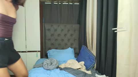 yuricah online show from 15, 2, 2026