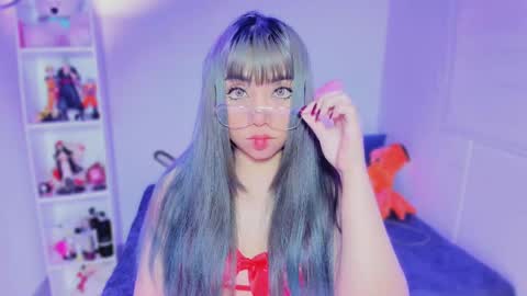 Hinata online show from 15, 2, 2025