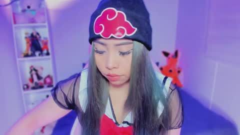 Hinata online show from 19, 2, 2025