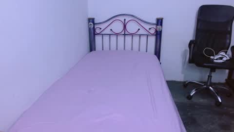 Snapshot of hinata_9 chatting on 30, 9, 2025 0600AM-1100AM - online show from 30, 9, 2025