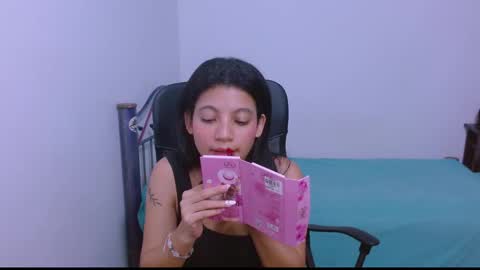 Snapshot of hinata_9 chatting on 27, 10, 2025 0600AM-1100AM - online show from 27, 10, 2025