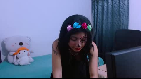 Snapshot of hinata_9 chatting on 1, 11, 2025 0600AM-1100AM - online show from 1, 11, 2025