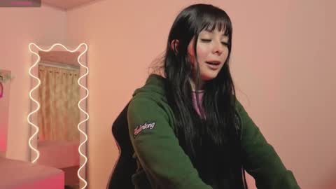 HINNA online show from 25, 11, 2025