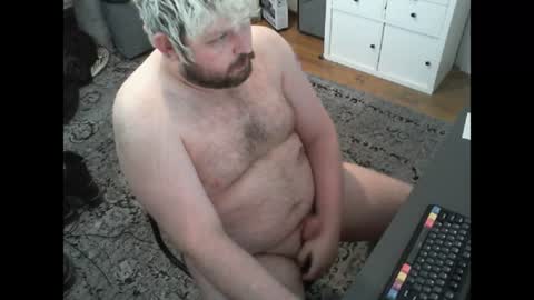 Snapshot of hipguy91 chatting on 12, 7, 2026 hipguy91 online show from 12, 7, 2026