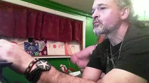 Snapshot of hippiedad333 chatting on 22, 2, 2026 hippiedad333 online show from 22, 2, 2026