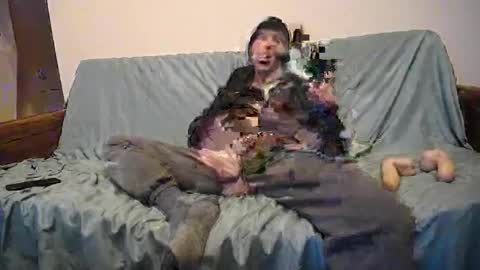 Snapshot of hippiezen chatting on 7, 2, 2025 Hippie Jijm online show from 7, 2, 2025