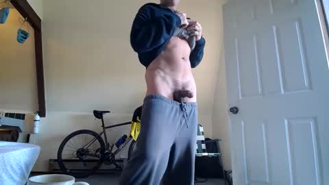 Snapshot of hippiezen chatting on 15, 9, 2025 Hippie Jijm online show from 15, 9, 2025