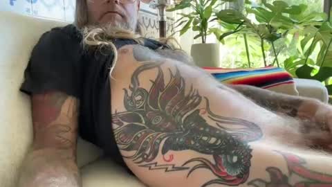 Snapshot of hippybiker chatting on 16, 7, 2026 hippybiker online show from 16, 7, 2026