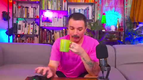 HipsterTrash Clark one half of Task Manager online show from 19, 7, 2026