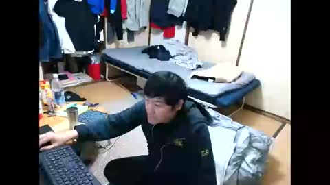 Snapshot of hiro110 chatting on 1, 1, 2025 hiro110 online show from 1, 1, 2025