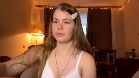 I am Amy ntmu Lets hit 10 Thumbs Up together online show from 14, 2, 2026