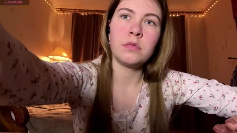 I am Amy ntmu Lets hit 10 Thumbs Up together online show from 15, 2, 2026