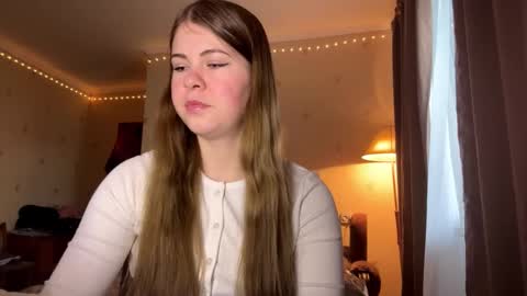 I am Amy ntmu Lets hit 10 Thumbs Up together online show from 1, 3, 2026