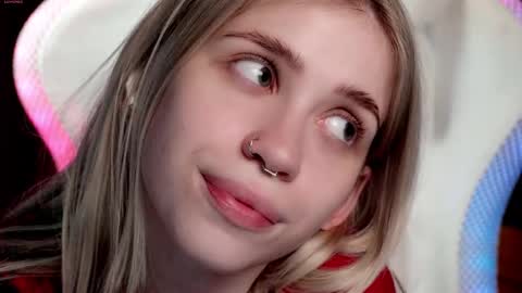 Holly online show from 16, 10, 2025